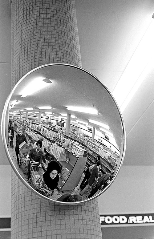 Security mirror supermarket, Birmingham 1 (1975)